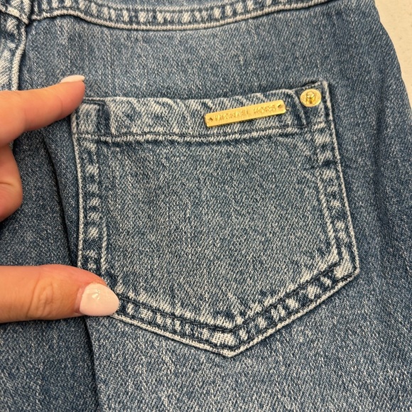 NWT Michael Kors Kids Wide Leg Jeans with Chain - Picture 6 of 7